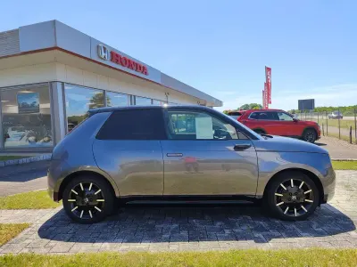 Käytetty Honda e Advance 113 kW (154 HP) 2022 Modern steel m. Viistoperä