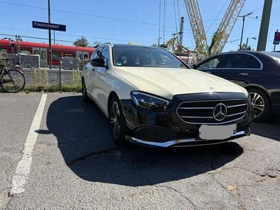 Schwarz Gebraucht 2022 Mercedes E200 Avantgarde Kombi | 27.890 € (Guter Preis)