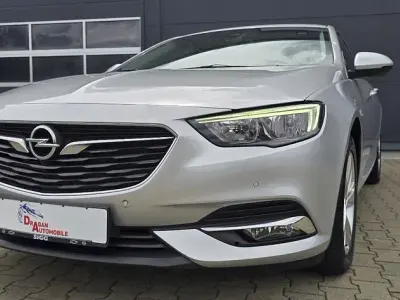 Gebraucht Opel Insignia Edition 136 PS (100 kW) 2020 Silber Limousine