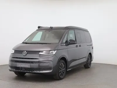 Neu VW California Beach 150 PS (110 kW) 2026 Grau Van