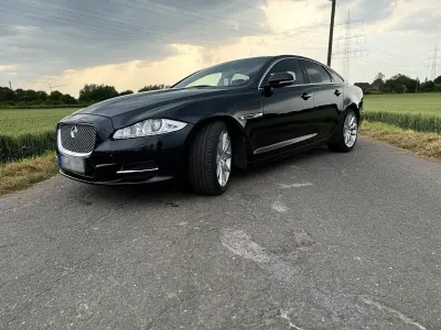 Gebraucht Jaguar XJ 275 PS (202 kW) 2011 Schwarz Limousine
