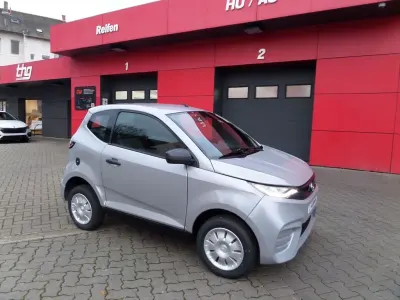 Neu Aixam AMBITION Pack 2026 Silber Kleinwagen