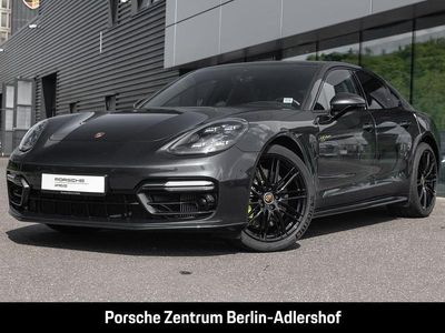 Porsche Panamera 4