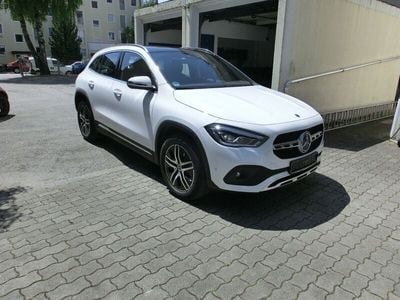Mercedes GLA180