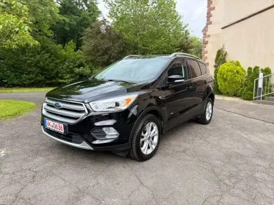 Gebraucht Ford Kuga Titanium 179 PS (131 kW) 2017 Schwarz SUV