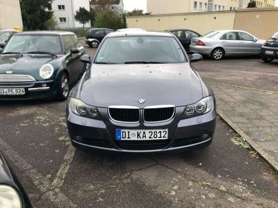 gebraucht BMW 320 i -