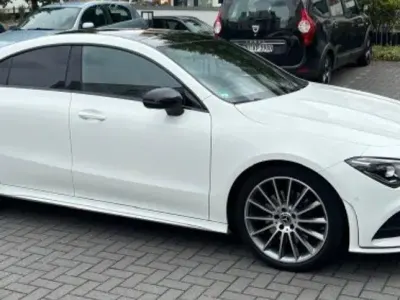 Gebraucht Mercedes CLA200 AMG line 163 PS (119 kW) 2020 Weiß Coupé