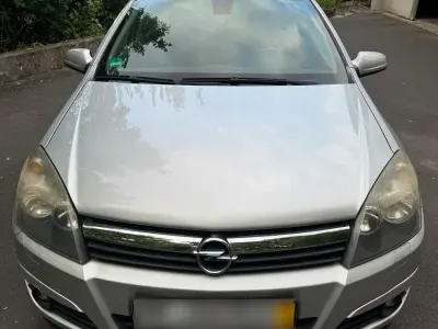 Gebraucht Opel Astra 101 PS (74 kW) 2004 Silber Kleinwagen