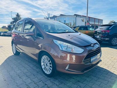 Braun Gebraucht 2013 Ford B-MAX Titanium Van / Kleinbus | 7.470 € (Fairer Preis)