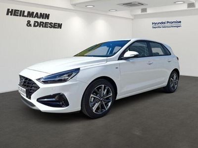 Gebraucht Hyundai i30 Trend 160 PS (117 kW) 2023 Weiss Limousine