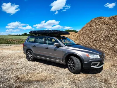 Gebraucht Volvo XC70 Ocean Race 215 PS (158 kW) 2011 Braun Kombi