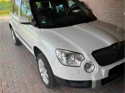 Usata Skoda Yeti 160 CV (117 kW) 2013 Bianco SUV