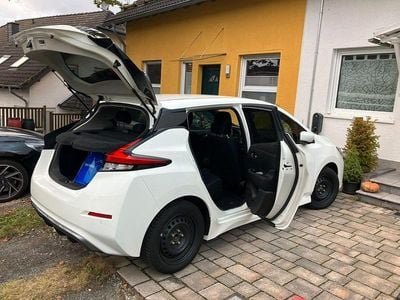 Weiß Gebraucht 2022 Nissan Leaf N-Connecta Kleinwagen | 14.900 € (Guter Preis)