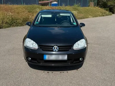 Gebraucht VW Golf VI 102 PS (75 kW) 2008 Schwarz Kleinwagen