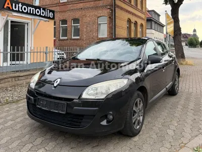 Gebraucht Renault Mégane Expression 101 PS (74 kW) 2010 Schwarz Limousine