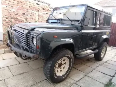 Gebraucht Land Rover Defender 122 PS (89 kW) 2004 Grün Kombi