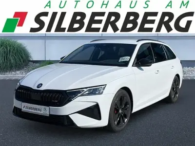 Gebraucht Skoda Octavia RS 265 PS (194 kW) 2025 Moonweiß perleffekt Kombi