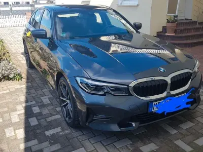 Gebraucht BMW 320 Sport Line 190 PS (139 kW) 2019 Grau Limousine