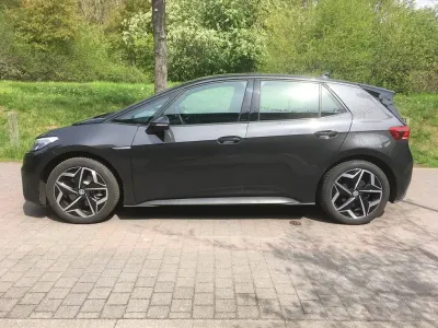 Brugt VW ID.3 Pure 110 kW (150 HK) 2021 Sort Hatchback