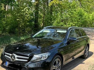 Usata Mercedes C300 245 CV (180 kW) 2019 Nero Station wagon