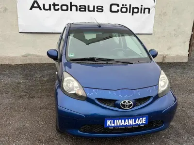 Gebraucht Toyota Aygo 68 PS (50 kW) 2007 Blau Kleinwagen