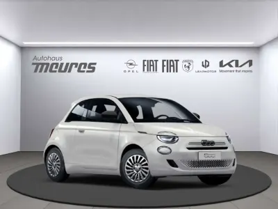 Nowe Fiat 500 Pop 65 KM (47 kW) 2025 Biały Sedan/Limuzyna