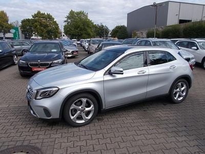 Mercedes CLA220