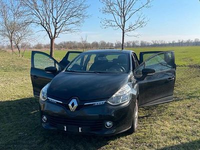 Usata Renault Clio IV 120 CV (88 kW) 2014 Nero Berlina