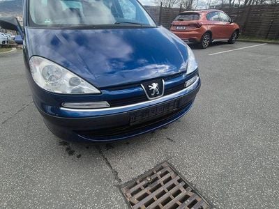 Peugeot 807