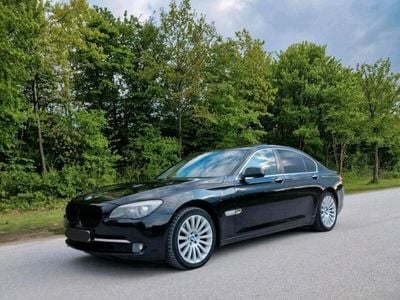 BMW 730