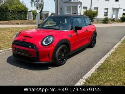 Gebraucht Mini Cooper SE Classic 135 kW (184 PS) 2023 Rot Kleinwagen