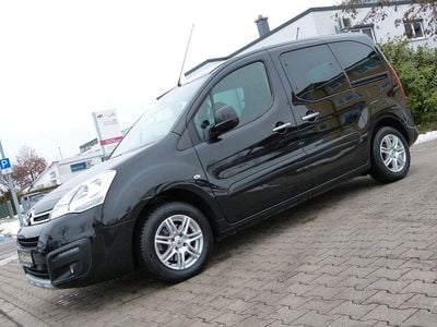 Schwarz Gebraucht 2018 Citroën Berlingo SELECTION Van / Kleinbus | 14.490 € (Fairer Preis)