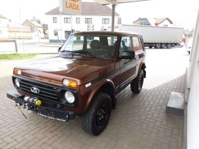 gebraucht Lada Taiga 4x4 Trailmaster Fahrwerk und AHZV