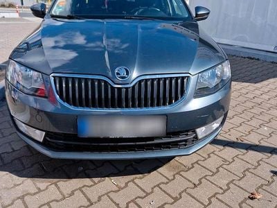 Gebraucht Skoda Octavia 150 PS (110 kW) 2016 Grau Kleinwagen