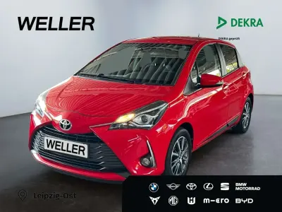 Gebraucht Toyota Yaris Club 111 PS (81 kW) 2018 Rot Kleinwagen