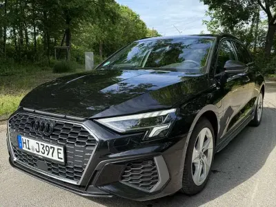 Gebraucht Audi A3 e-tron S-Line 150 PS (110 kW) 2021 Schwarz Kleinwagen