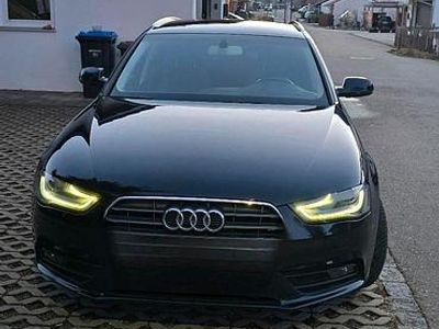 Gebraucht Audi A4 Attraction 143 PS (105 kW) 2012 Schwarz Kombi