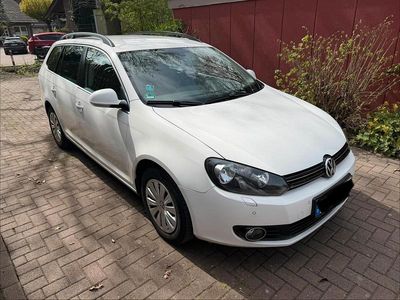Usata VW Golf VI 105 CV (77 kW) 2011 Bianco Utilitaria