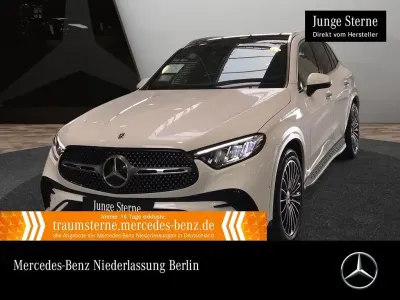 Używany Mercedes GLC200 AMG 204 KM (150 kW) 2024 Biały SUV