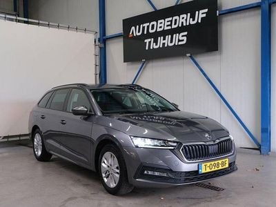 Gebraucht Skoda Octavia Ambition 110 PS (80 kW) 2023 Grau Kombi