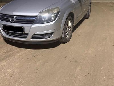 Gebraucht Opel Astra 125 PS (91 kW) 2005 Silber Kombi