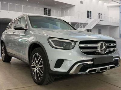 Mercedes GLC300e