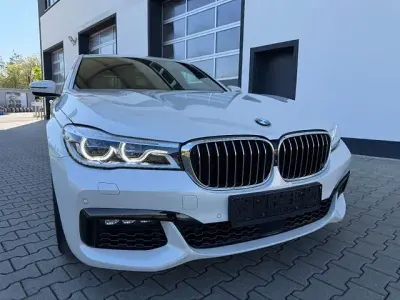 Usata BMW 750 M Sport 449 CV (330 kW) 2016 Berlina
