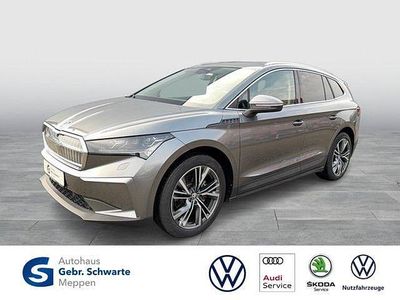 Grau Gebraucht 2023 Skoda Enyaq iV Loft SUV | 35.950 € (Etwas zu teuer)