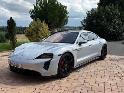 Porsche Taycan GTS