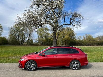 Gebraucht VW Golf VIII R-line 190 PS (139 kW) 2022 Rot Kombi