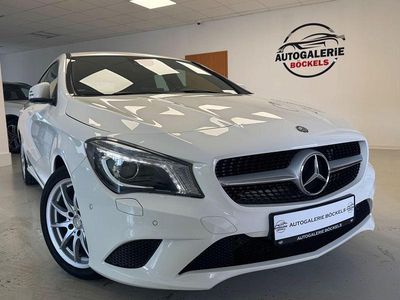 Gebraucht Mercedes CLA200 Urban 136 PS (100 kW) 2015 Weiß Kombi