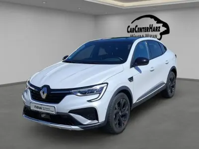 Gebraucht Renault Arkana 158 PS (116 kW) 2023 Kyanitweiß metallic (metallic) SUV