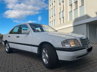 gebraucht Mercedes C250 mit H Zulassung