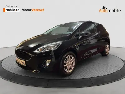Gebraucht Ford Fiesta Cool & Connect 71 PS (52 kW) 2018 Schwarz Kleinwagen